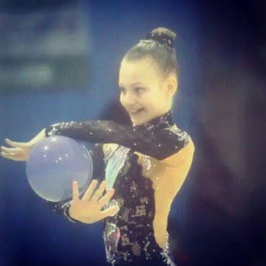 Gallery: VI PRESENTIAMO LE SQUADRE DI RITMICA DI SERIE B DELLA NOSTRA ASSOCIAZIONE - 7