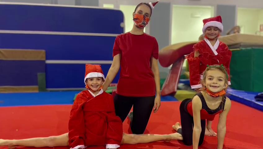 NEWS: AUGURI DI BUON NATALE dalle ragazze dell’artistica - 195